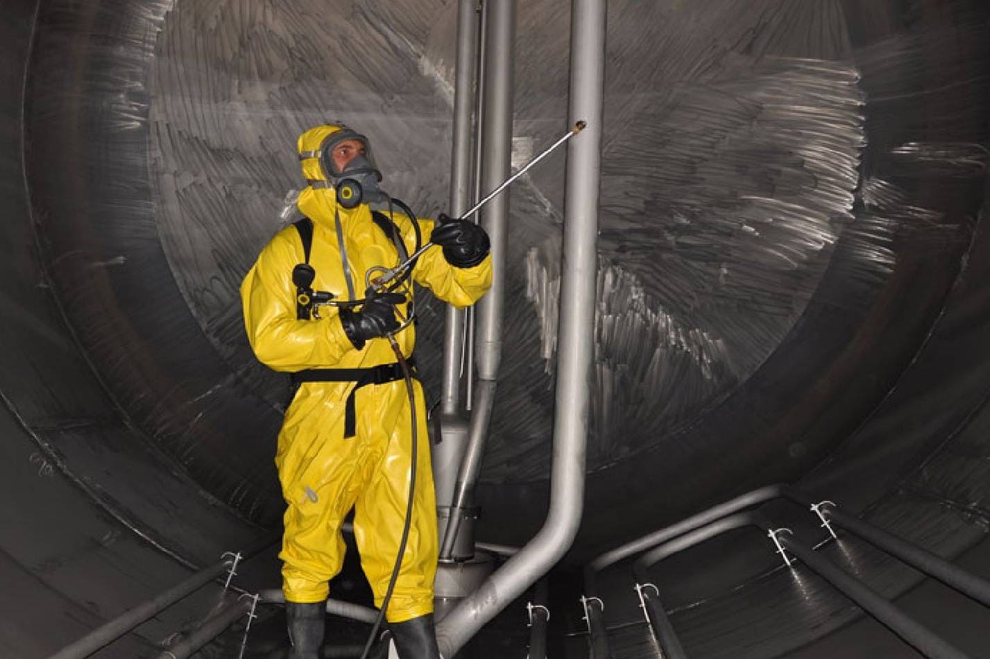 Specialized Tank Maintenance Expertise
